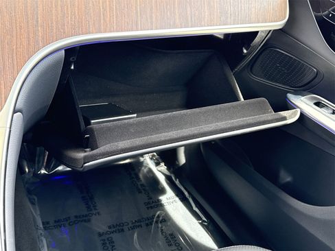 Used 2025 Mercedes-Benz GLC 300 GLC 300 Coupe image 26