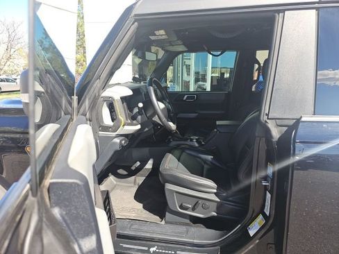 Used 2022 Ford Bronco Badlands AWD/4WD image 9