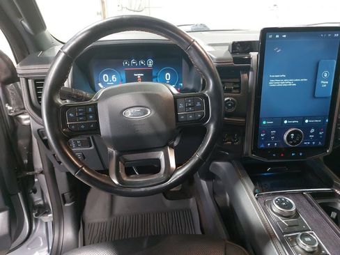 Used 2023 Ford Expedition Max Platinum AWD/4WD image 16
