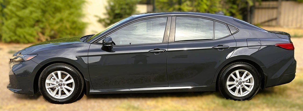 Used 2025 Toyota Camry LE w/ Convenience Package FWD image 8