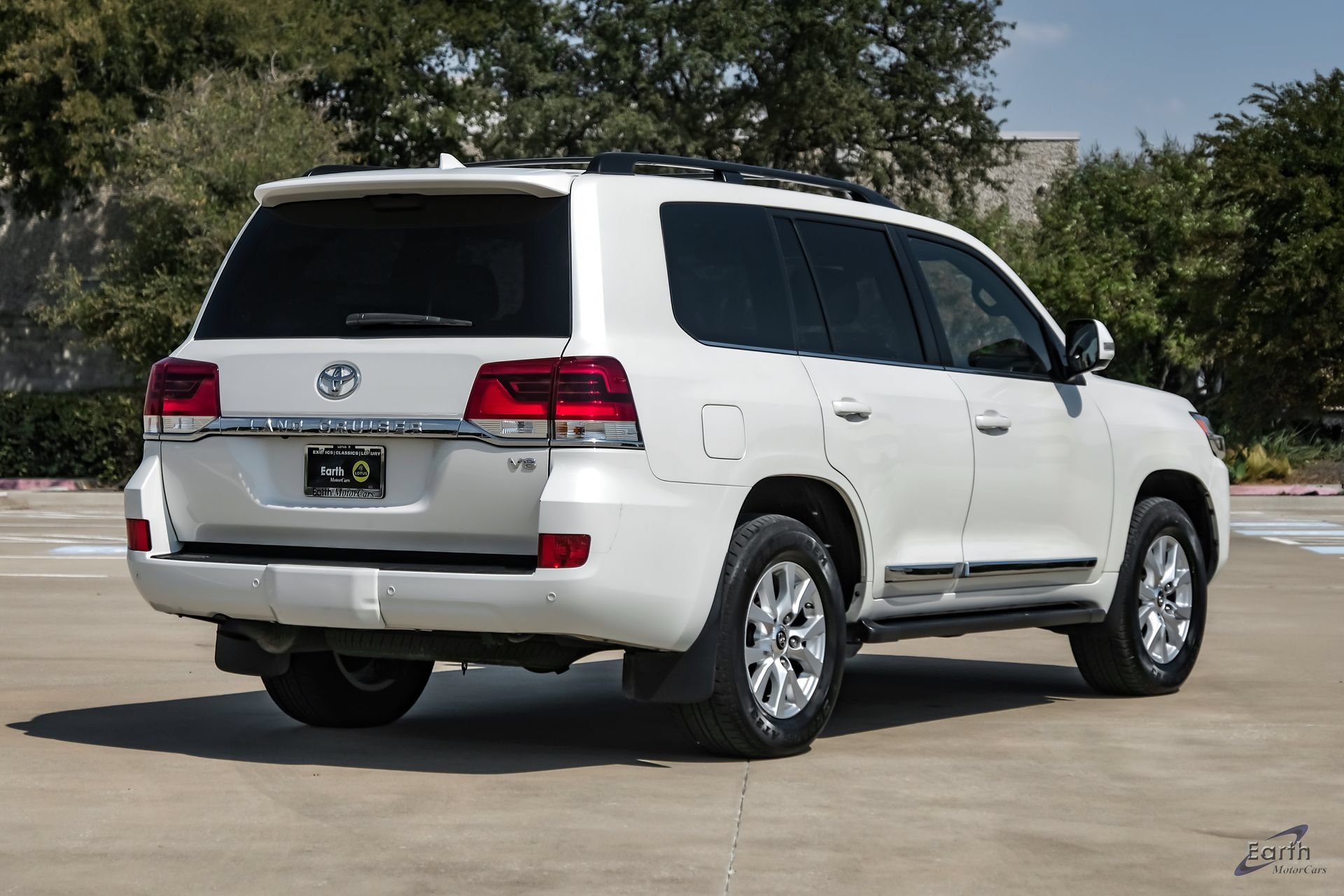 Used 2020 Toyota Land Cruiser AWD/4WD image 17