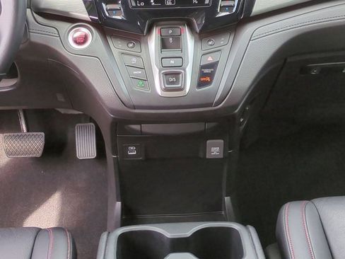 Certified 2024 Honda Odyssey Sport image 19
