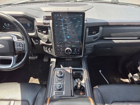 Used 2023 Ford Expedition Platinum AWD/4WD image 15