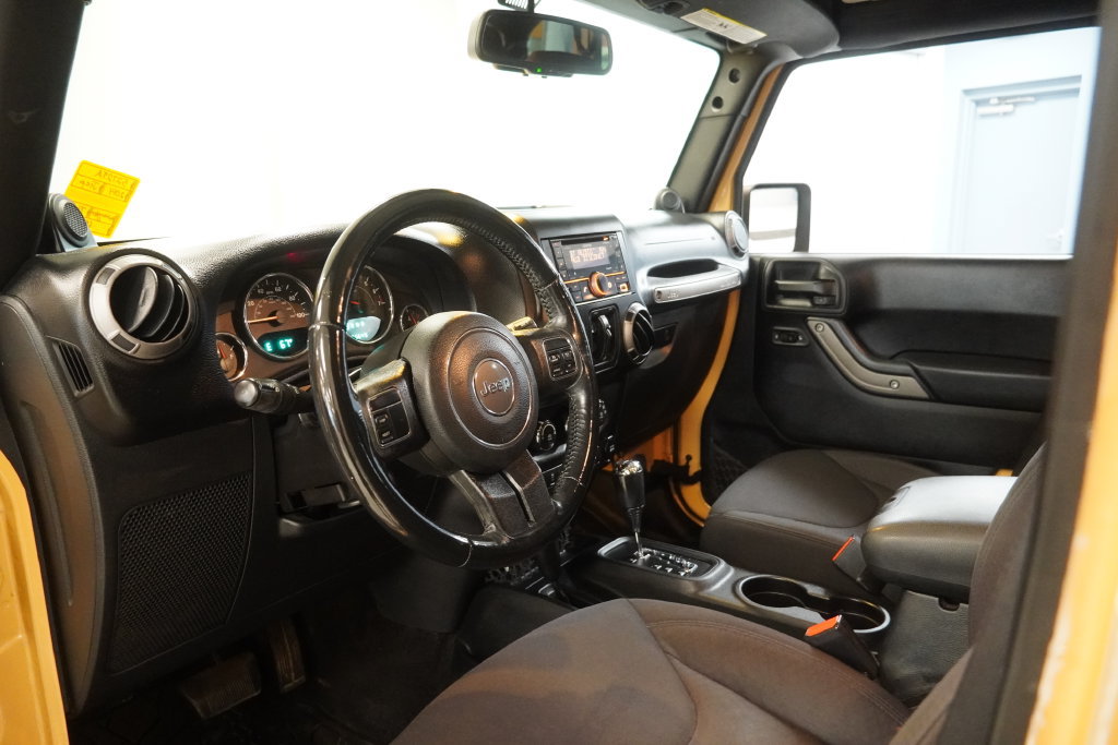 Used 2014 Jeep Wrangler Unlimited Sport w/ Quick Order Package 24S AWD/4WD image 6
