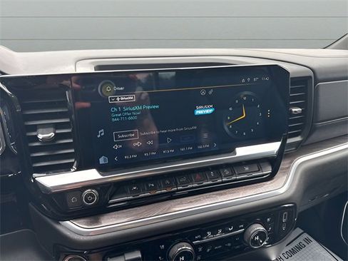 Used 2023 Chevrolet Silverado 1500 LTZ image 16