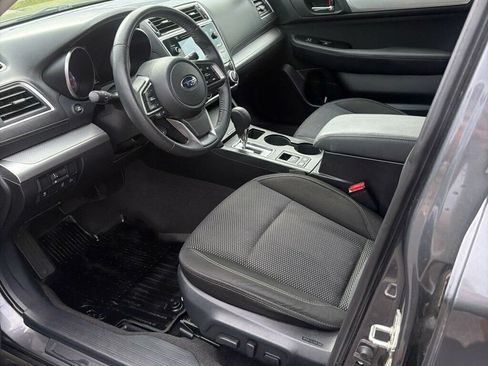 Used 2019 Subaru Outback 2.5i Premium AWD/4WD image 9
