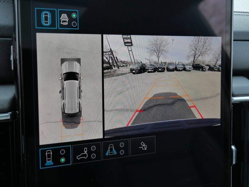 Used 2025 GMC Yukon Denali w/ Sun & Power Step Package AWD/4WD image 59