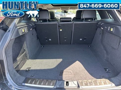 Used 2020 Jaguar F-PACE R-Sport image 11