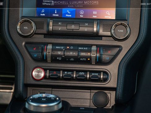 Used 2021 Ford Mustang Shelby GT500 w/ Technology Package image 20