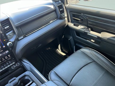 Used 2023 RAM 2500 Limited AWD/4WD image 13