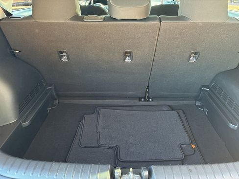 Certified 2025 Kia Soul LX FWD image 12