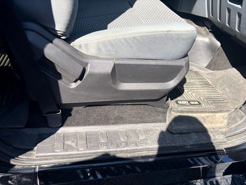 Used 2016 Ford F350 XLT w/ XLT Value Package image 44