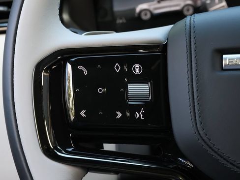 New 2026 Land Rover Range Rover Velar S AWD/4WD image 25
