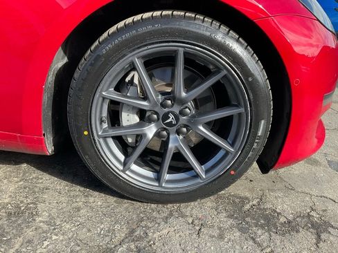 Used 2021 Tesla Model 3 Standard Range Plus image 73