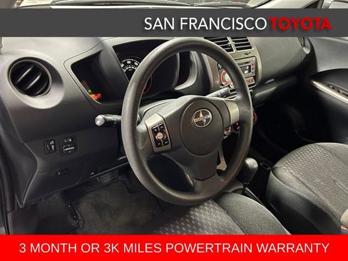 Used 2011 Scion xD image 11