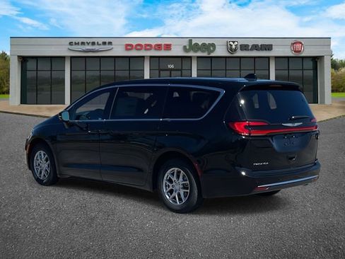 New 2026 Chrysler Pacifica Select image 29