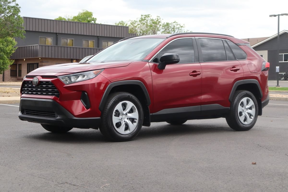 Used 2021 Toyota RAV4 LE w/ Carpet Mat Package (TMS) AWD/4WD image 11