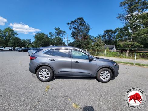 Used 2023 Ford Escape Active w/ Tech Pack #2 FWD image 8