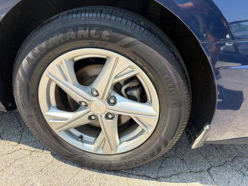 Used 2021 Hyundai Sonata SE w/ Winter Weather Package FWD image 14
