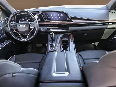 Certified 2024 Cadillac Escalade Premium Luxury RWD image 27