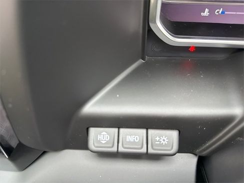 Used 2023 GMC Sierra 1500 Denali w/ Technology Package image 7