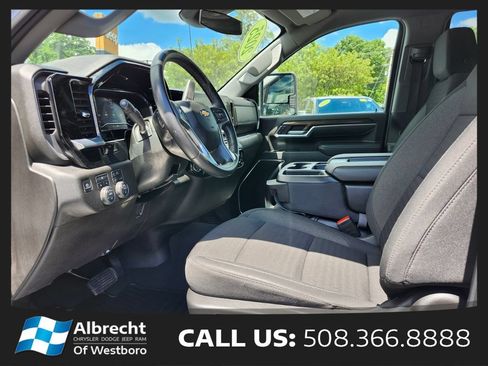 Used 2025 Chevrolet Silverado 2500 LT w/ Convenience Package AWD/4WD image 18