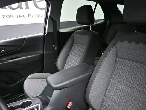 Used 2024 Chevrolet Equinox LT image 16