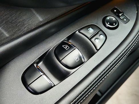 Used 2020 Nissan Murano SL image 20