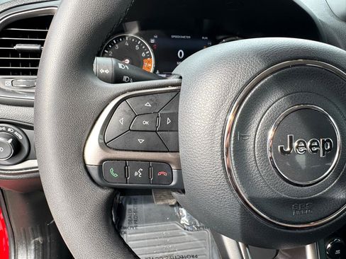 Used 2022 Jeep Renegade Latitude image 27