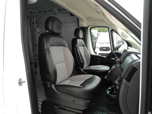 Used 2023 RAM ProMaster 2500 FWD image 24