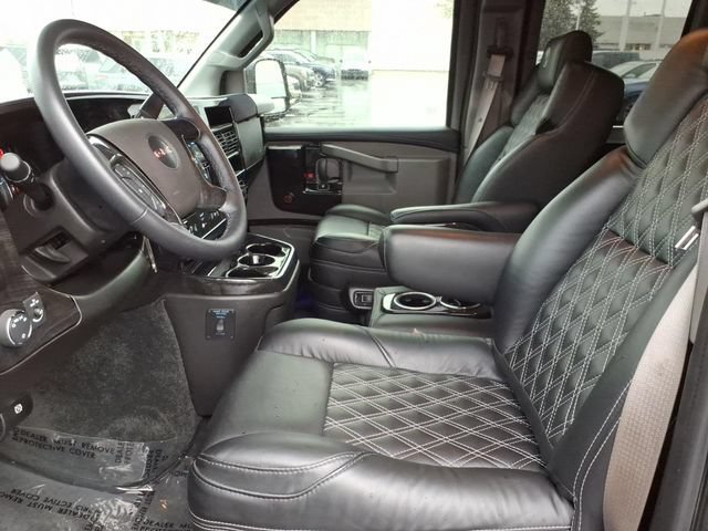 Used 2026 GMC Savana 2500 w/ Driver Convenience Package RWD image 6