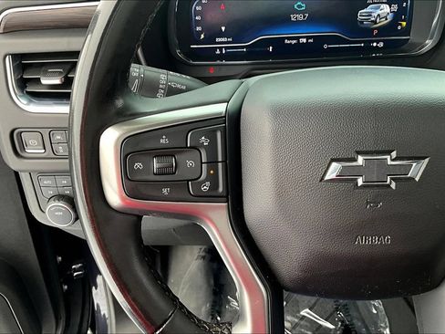 Used 2023 Chevrolet Tahoe Z71 w/ Luxury Package AWD/4WD image 20