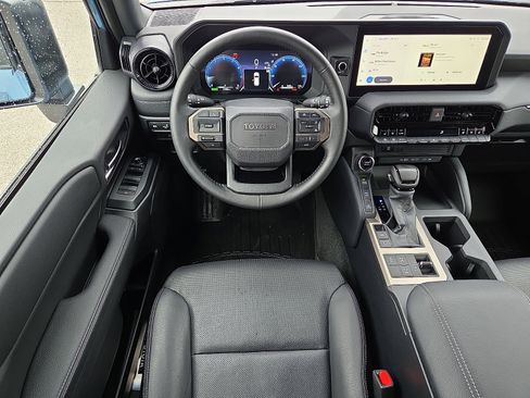 Used 2025 Toyota Land Cruiser AWD/4WD image 12