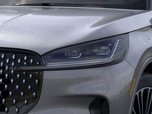 New 2025 Lincoln Aviator Black Label image 40