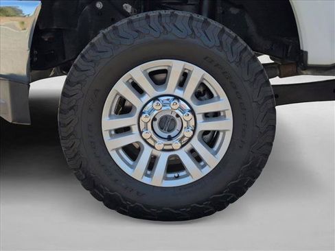 Used 2019 Ford F250 XLT w/ Snow Plow Prep Package AWD/4WD image 23
