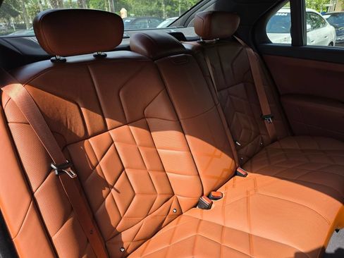 Used 2024 BMW 740i w/ Executive Package RWD image 27