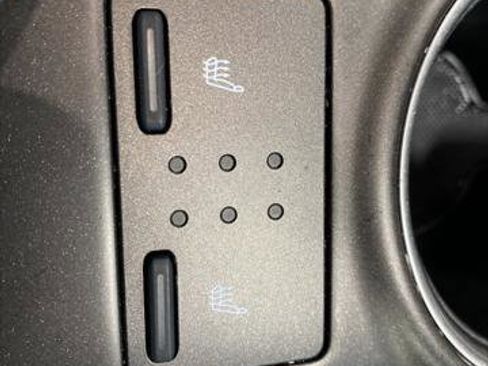 Certified 2023 Toyota Camry XLE image 31