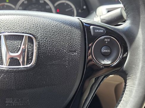 Used 2017 Honda Accord EX-L image 25