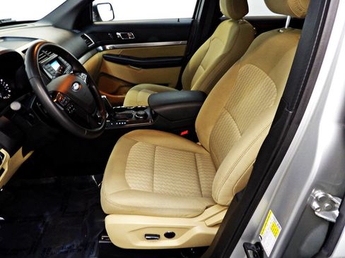 Used 2016 Ford Explorer 4WD image 8