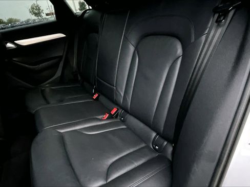 Used 2017 Audi Q3 2.0T Premium Plus w/ Premium Plus Package image 18