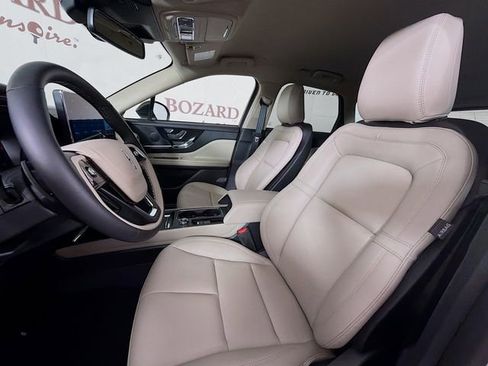 New 2026 Lincoln Corsair Premiere FWD image 23