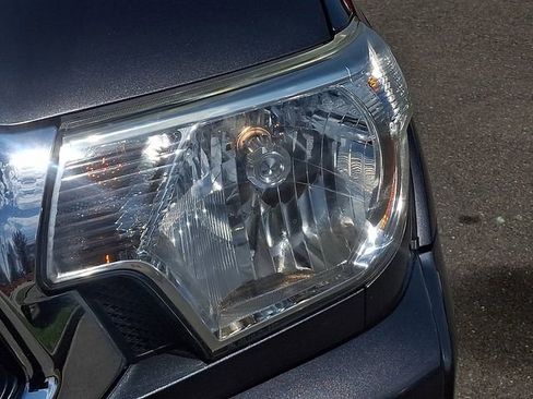 Used 2014 Toyota Tacoma PreRunner w/ SR5 Package image 9