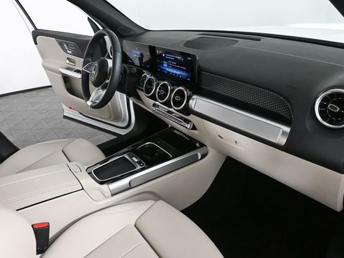 Certified 2026 Mercedes-Benz GLB 250 image 24