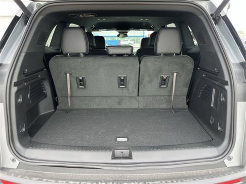 New 2025 GMC Acadia Elevation w/ Elevation Premium Package image 26