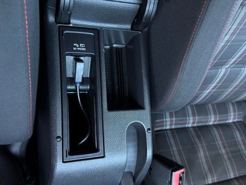 Used 2011 Volkswagen GTI 4-Door FWD image 50
