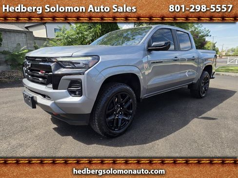 Used 2025 Chevrolet Colorado Z71 w/ Z71 Convenience Package 2 AWD/4WD image 1