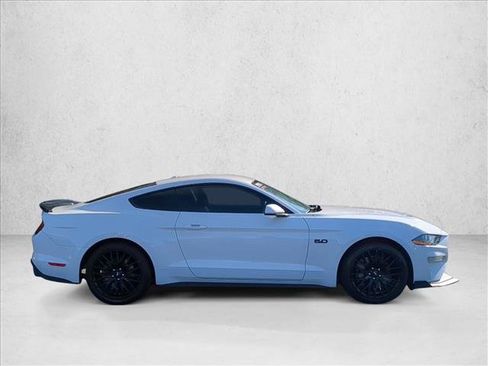 Used 2020 Ford Mustang GT image 4