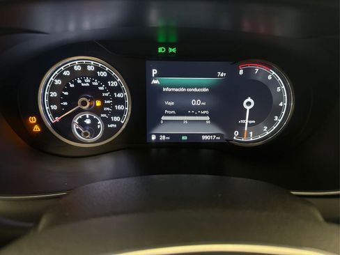 Used 2022 Genesis G70 3.3T image 28