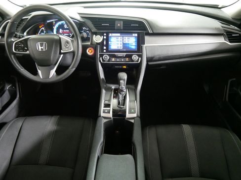 Used 2018 Honda Civic EX image 10