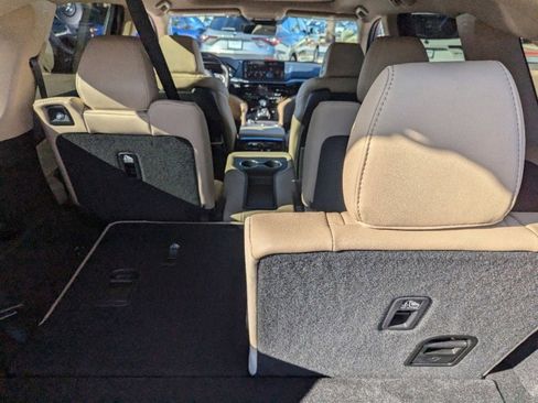 New 2026 Acura MDX SH-AWD image 12